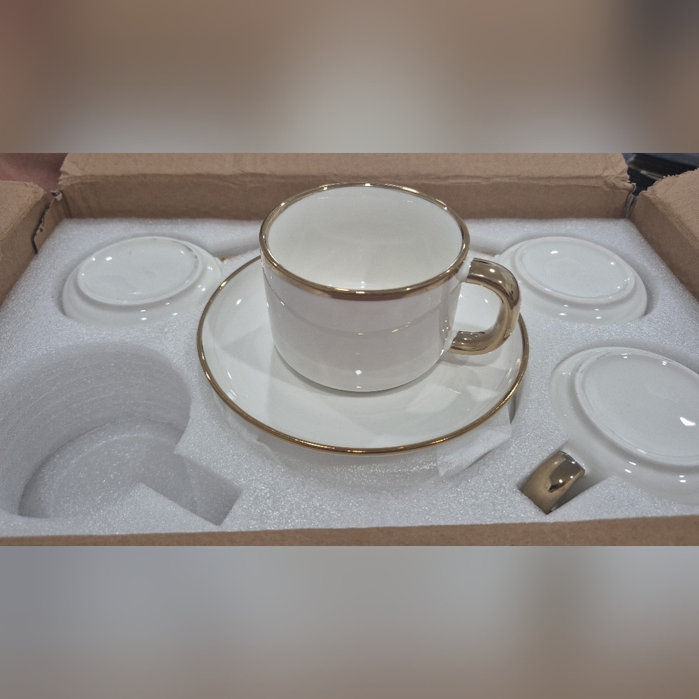 Elegant White Porcelain Teacup and Saucer Set with Gold Trim - Home Dining - Picture 5 of 8